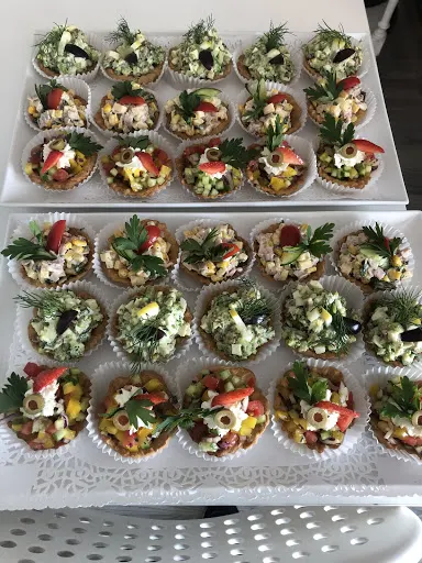 "NA PIĘTRZE" domowe obiady i catering Krzysztof Plazura